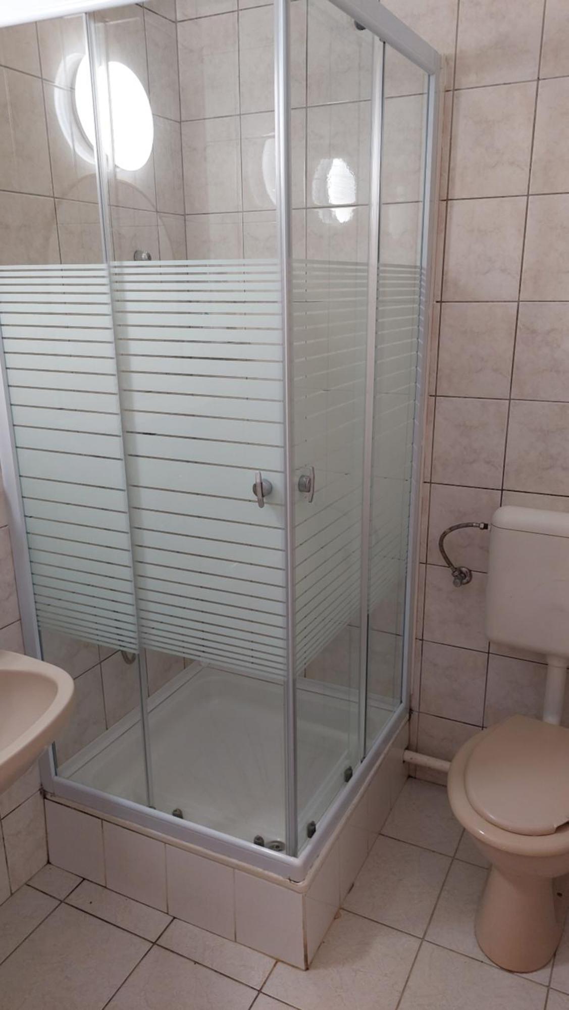Napsugar Panzio Hotel Vác Екстериор снимка